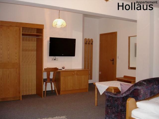 Appartement Hollaus Fuegen Ngoại thất bức ảnh